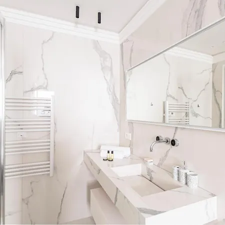 Guestready - Elegant Escape Near Plaza Athénée Appartamento *