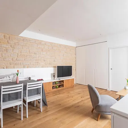 Appartamento Guestready - Elegant Escape Near Plaza Athénée *