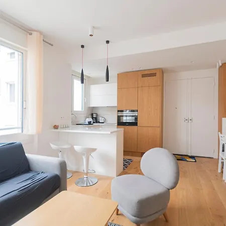 Guestready - Elegant Escape Near Plaza Athénée *