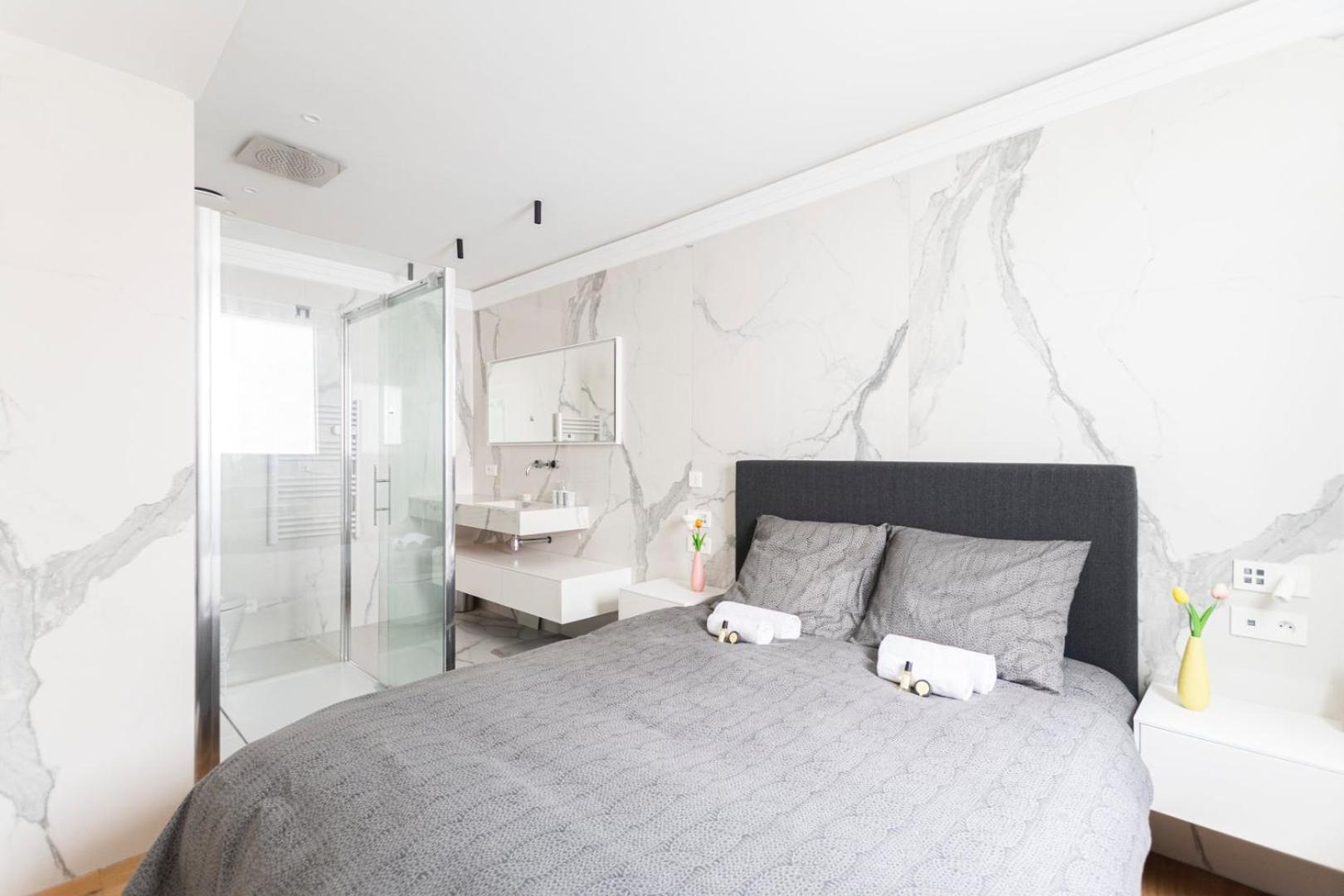 Guestready - Elegant Escape Near Plaza Athénée Parigi