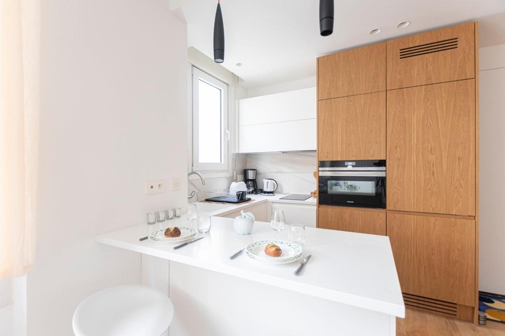 Guestready - Elegant Escape Near Plaza Athénée * Parigi
